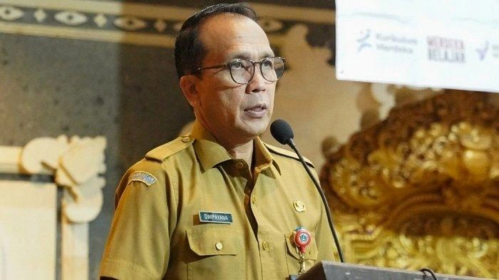 Kepala Dinas Pendidikan, Kepemudaan, dan Olahraga (Disdikpora) Badung, I Gusti Made Dwipayana, memberikan keterangan terkait kesiapan pelaksanaan program Makan Bergizi Gratis di Kabupaten Badung.